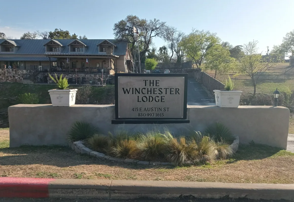 The Winchester Lodge hotel hero