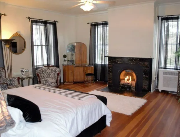 The Laurentide Inn hotel detail image 4