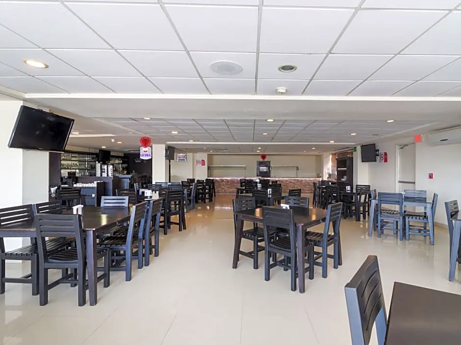 Capital O Hotel Herederos hotel hero