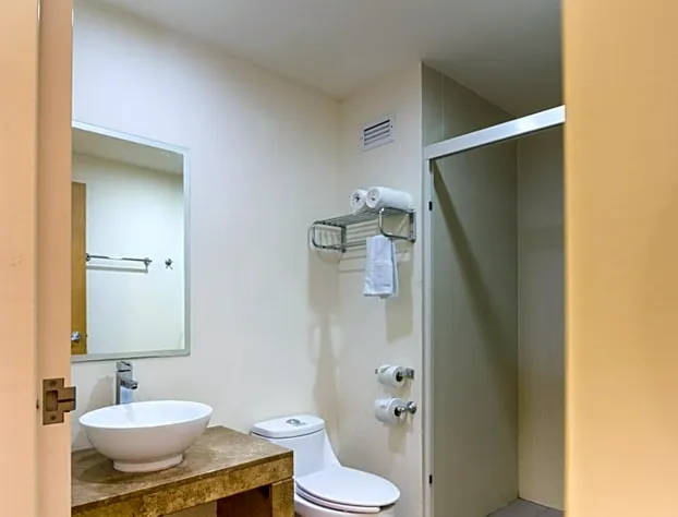 Capital O Hotel Herederos hotel detail image 4