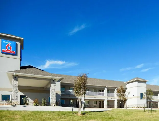 Studio 6 Yukon, OK hotel detail image 3