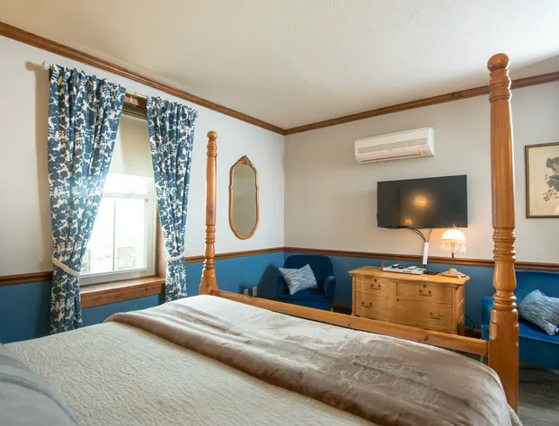 Inn at Cedar Crossing hotel detail image 2