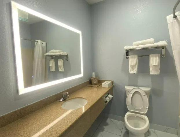 Days Inn by Wyndham Dodge City hotel detail image 3