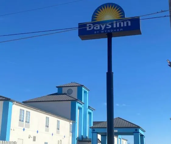 Days Inn by Wyndham Dodge City hotel detail image 1