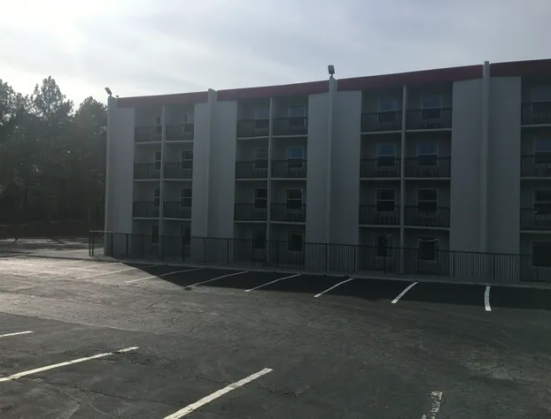 Peachtree Inn & suites hotel detail image 3