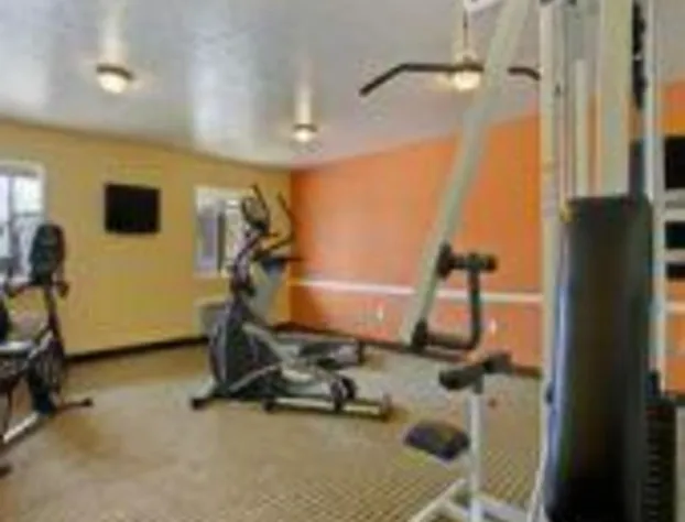 Super 8 Leesville hotel detail image 3