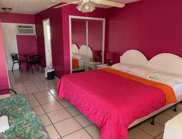 Colonial Shores hotel detail image 4