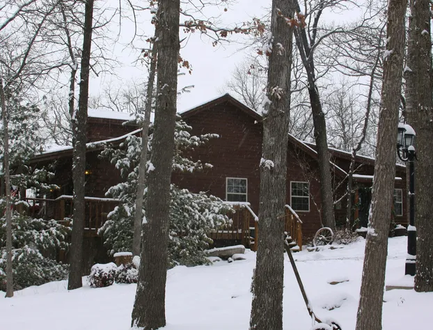 Crystal Cove Bed and Breakfast hotel detail image 2