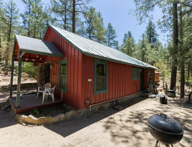 Crown King Cabins Suites and Bunkhouse hotel detail image 4