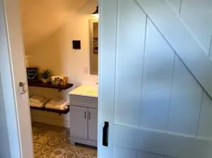 The Farmhouse Inn & Kitchen, 2 blocks from Downtown Whitefish, Montana hotel detail image 3