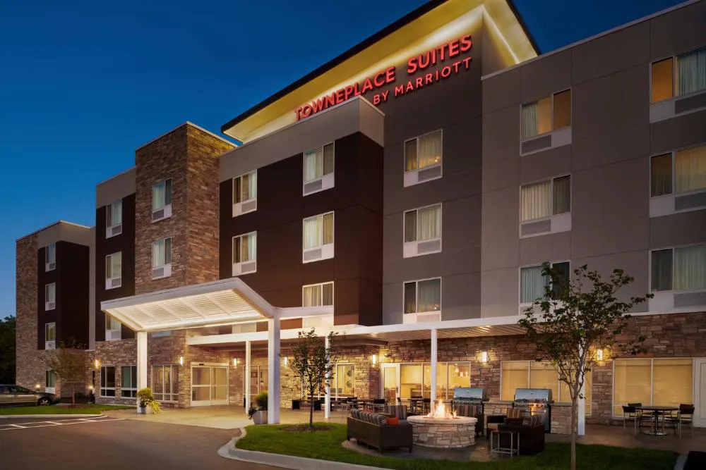 TownePlace Suites by Marriott Janesville hotel hero