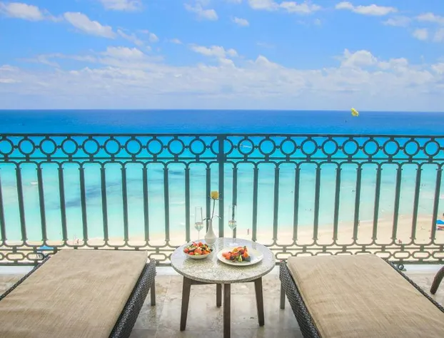 Sandos Cancún All Inclusive - Adults Only hotel detail image 1