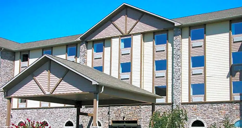 Travelodge by Wyndham Branson hotel hero