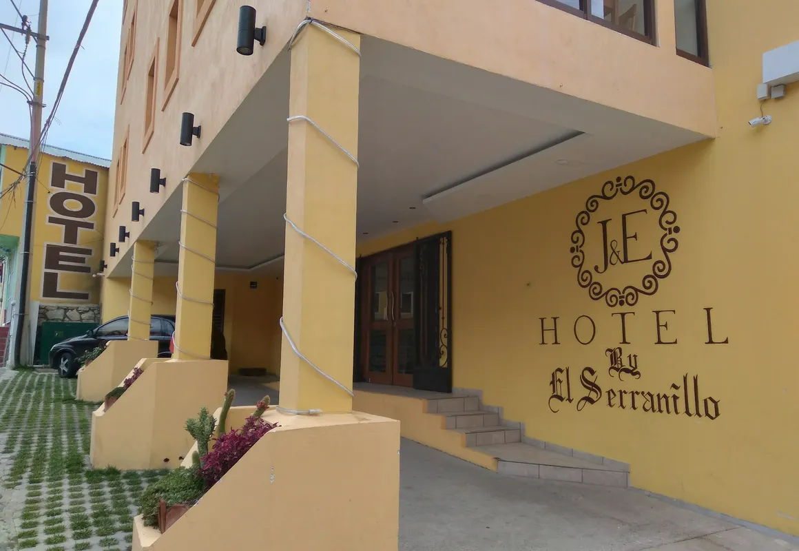 Hotel J&E by Serranillo hotel hero