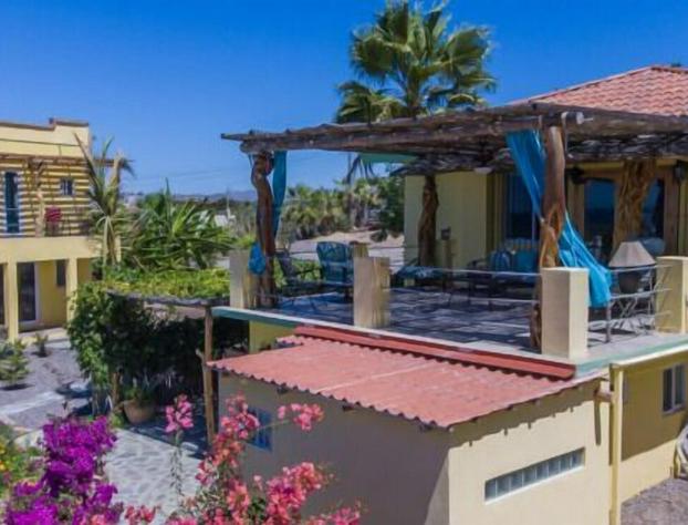 Casa Flores Casitas hotel detail image 1