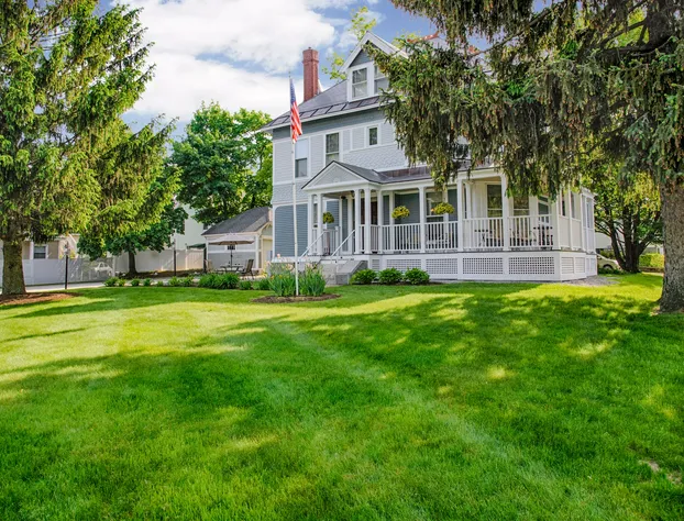 Ash Street Inn hotel detail image 1