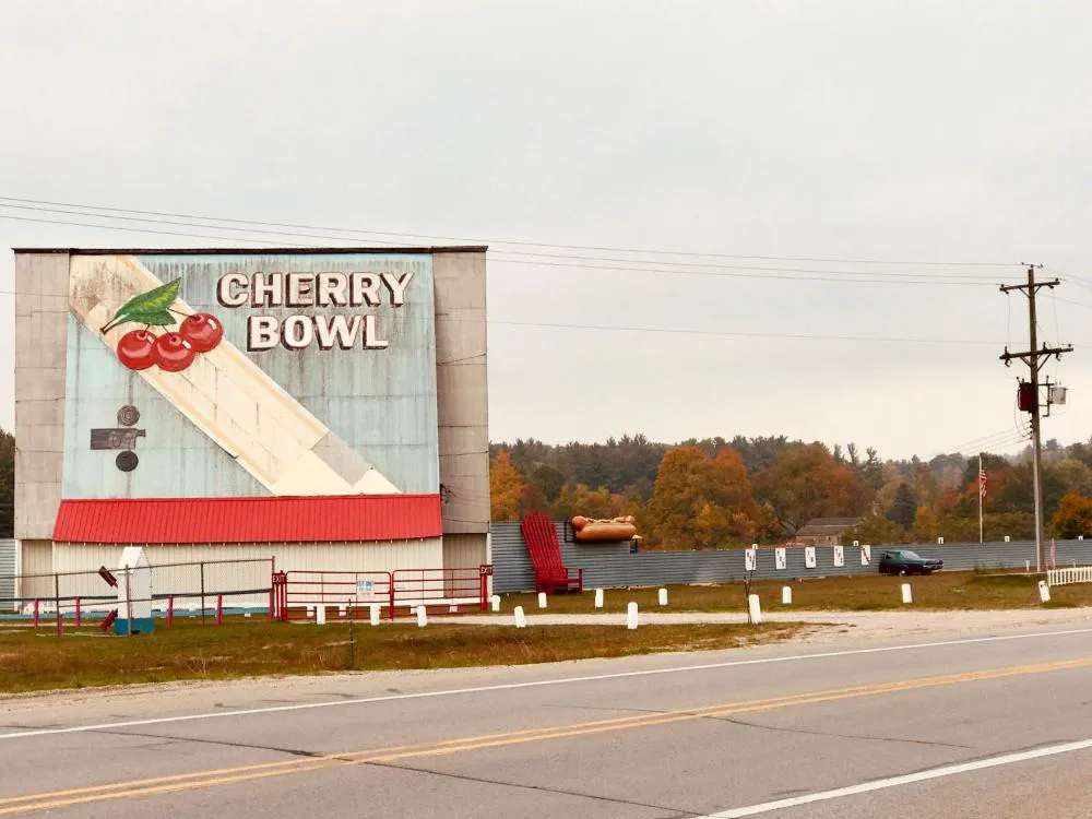 Cedar Ridge Cabins hotel hero