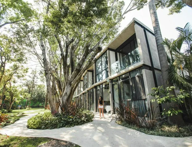 Los Laureles Hotel & Centro de Convenciones hotel detail image 1