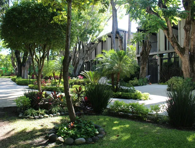 Los Laureles Hotel & Centro de Convenciones hotel detail image 2