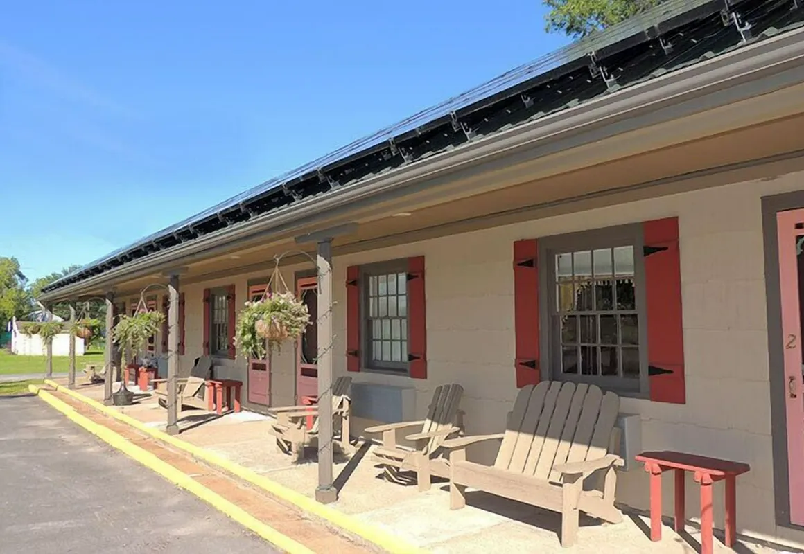 The Clipper Inn hotel hero