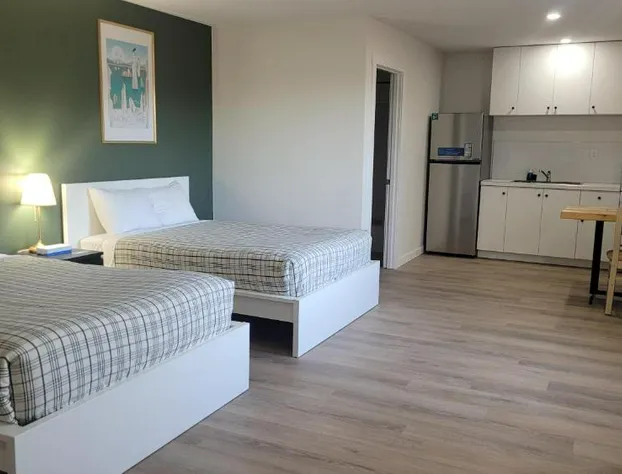 Riverside Inn hotel detail image 4