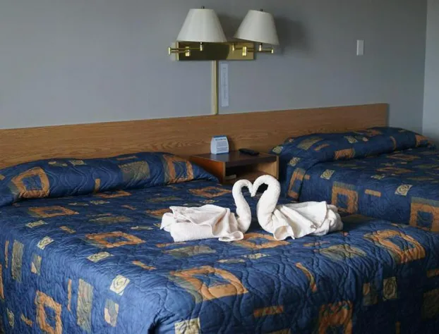 Riverside Inn hotel detail image 3