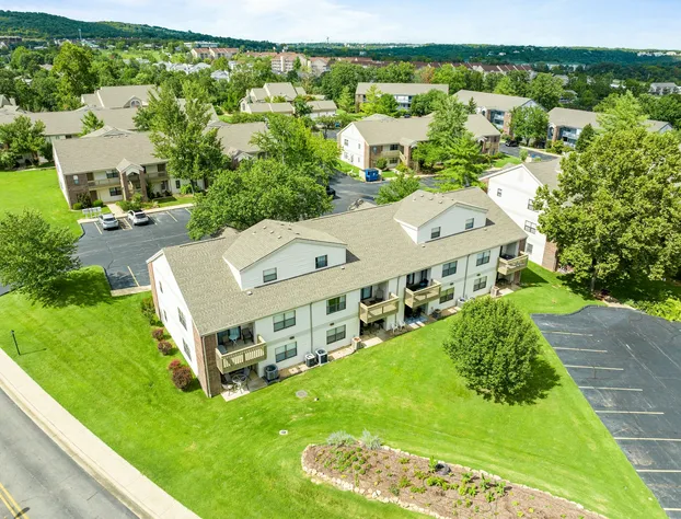 Dream Weaver 2 Bedroom Condo by RedAwning hotel detail image 1