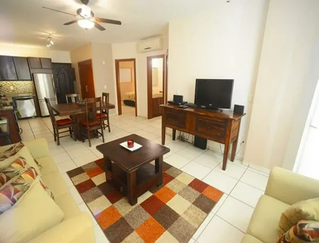 Condo G Tiara hotel detail image 2