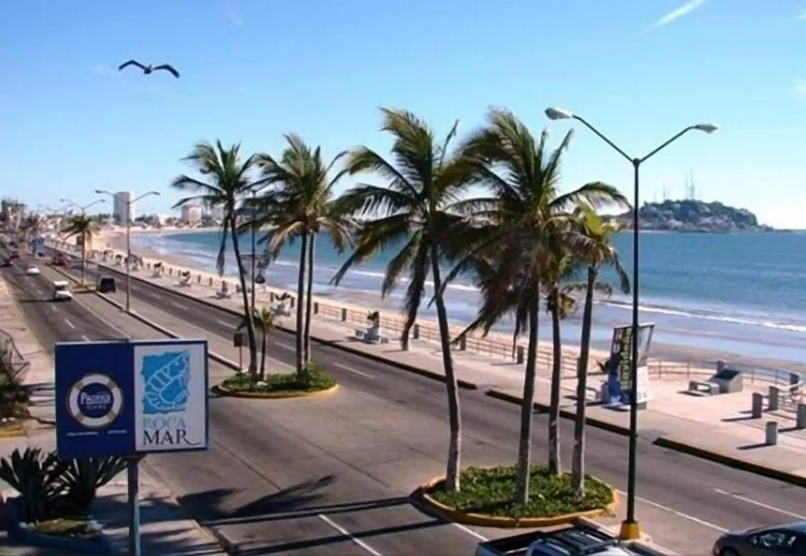 Condo Rusti hotel hero