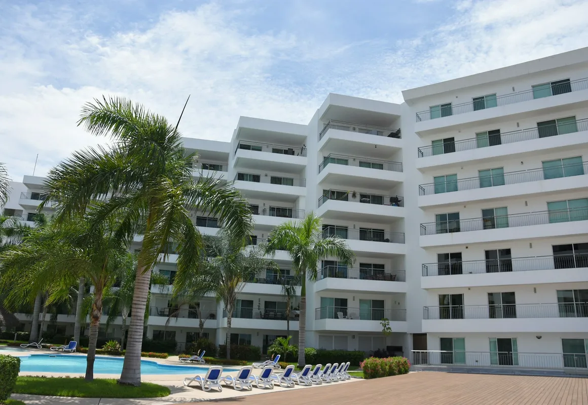 Condo Costa Veleros hotel hero