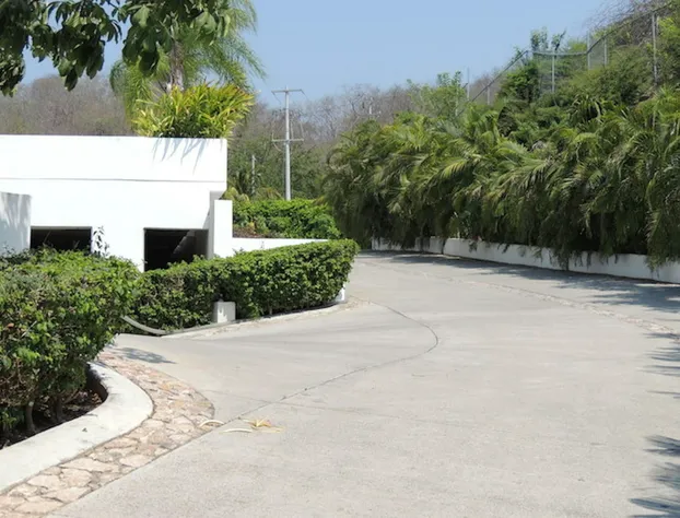 Unlimited Luxury ARENA Condo hotel detail image 4