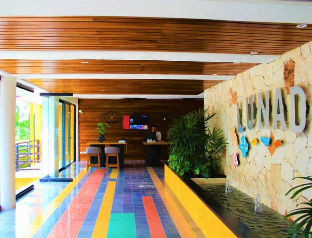 Spacious 2BR condo with great location by Happy Address hotel detail image 2