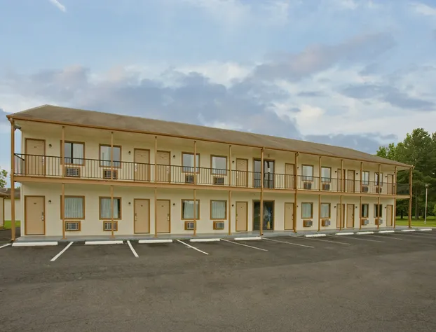 Regal Inn hotel detail image 1