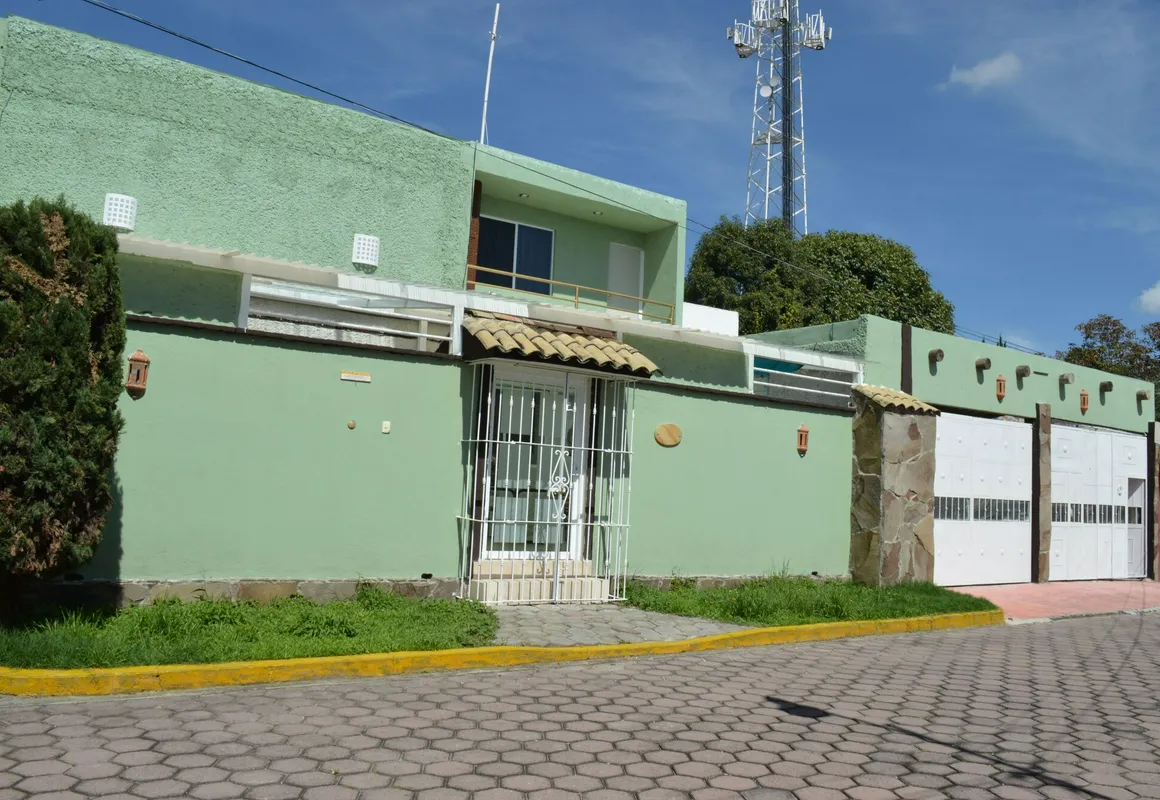 Mi Margarita Santa hotel hero