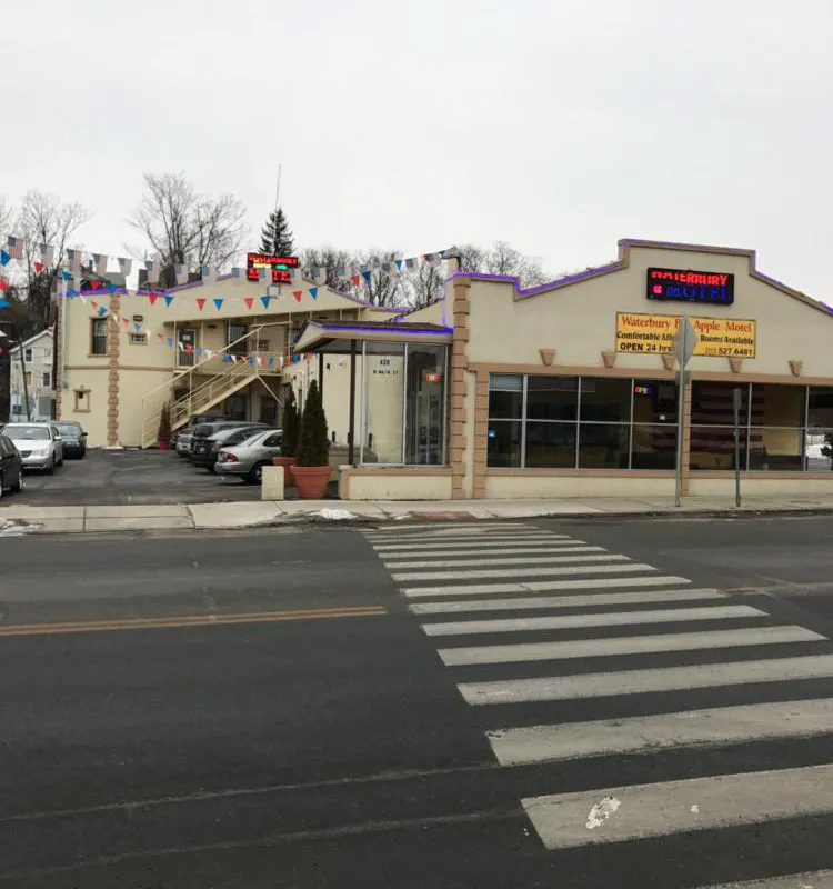 Waterbury Motel hotel hero