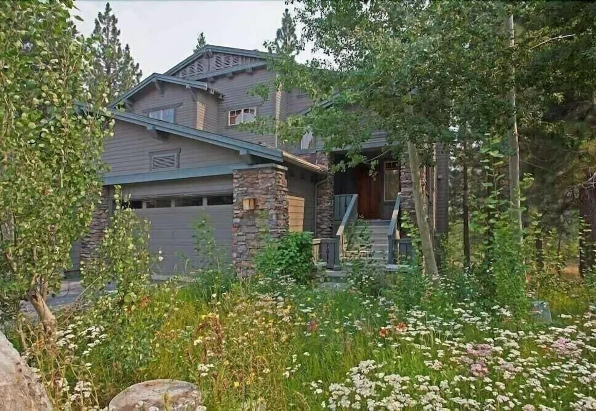 Timbers 1033 hotel hero