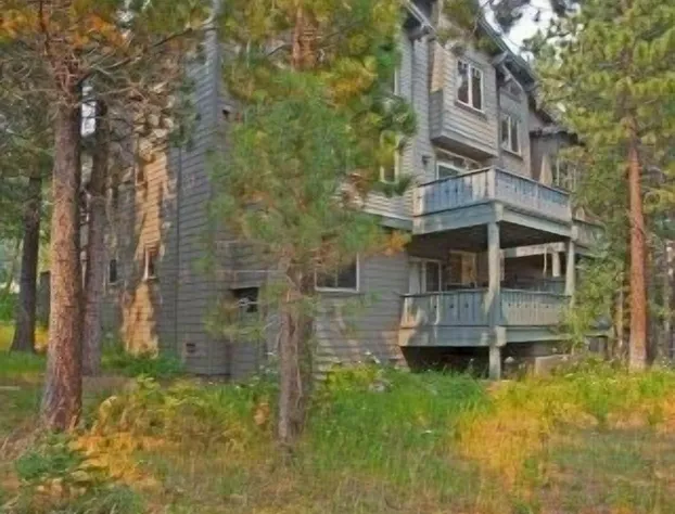 Timbers 1033 hotel detail image 2