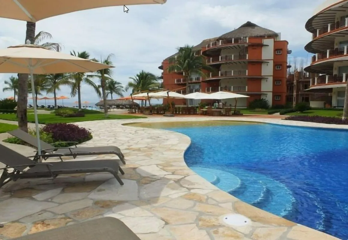 Suite Eli Standard hotel hero