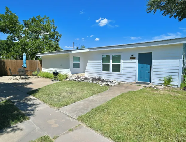 Blanco County Inn hotel detail image 2