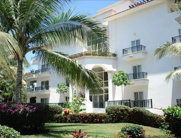 Unlimited Luxury Villas Gran Marina Condo hotel detail image 1