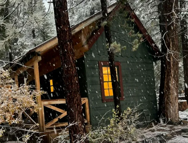 Lakeshore Resort hotel detail image 2