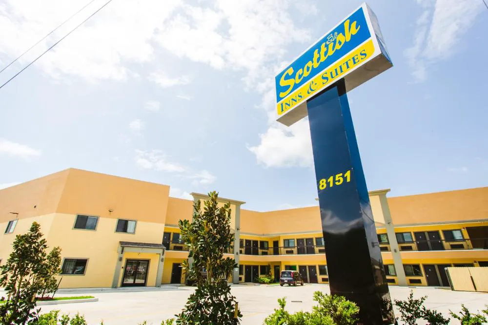 Scottish Inn & Suites hotel hero