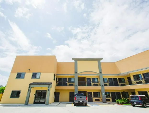 Scottish Inn & Suites hotel detail image 4