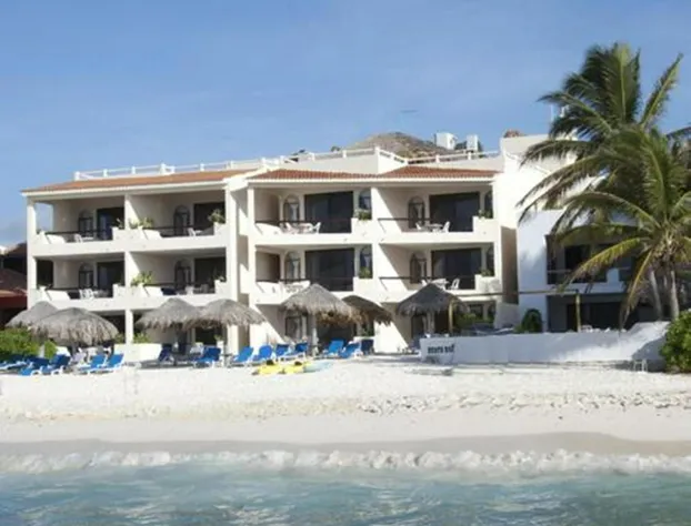 Villas De Rosa Beach Resort hotel detail image 2