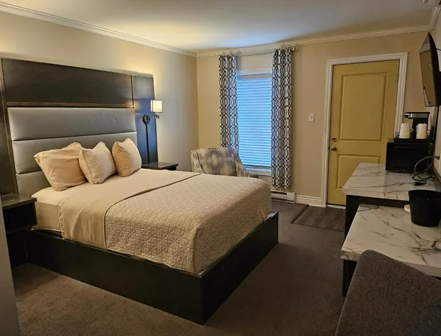 Newfound Inn & Suites hotel detail image 4