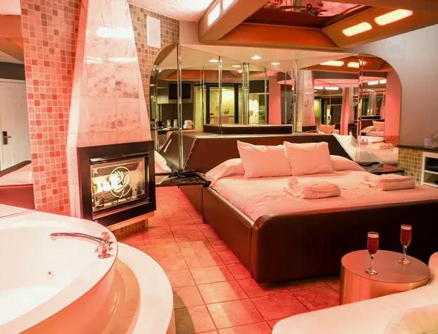 Essence Suites hotel detail image 3