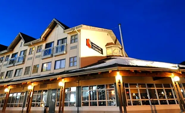 Hotel & Condos Stoneham hotel detail image 2