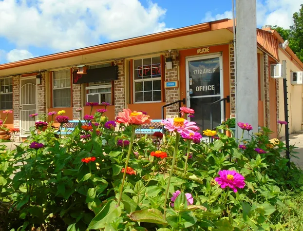 Town House Motel hotel detail image 3
