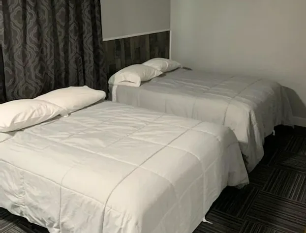 Colonial Motel hotel detail image 2