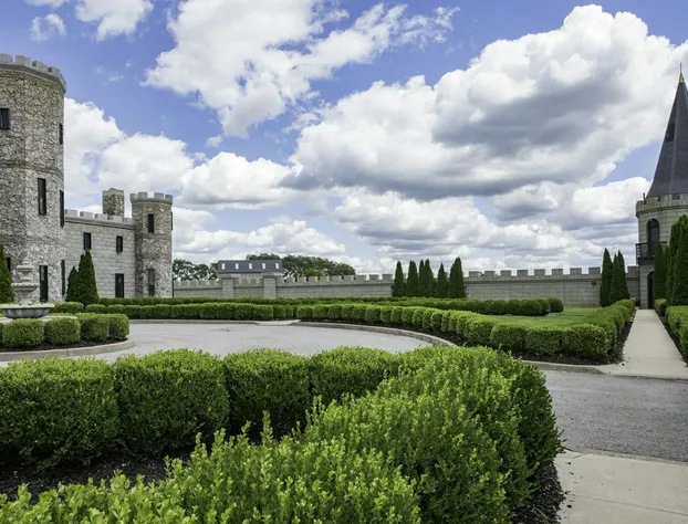 The Kentucky Castle hotel detail image 3
